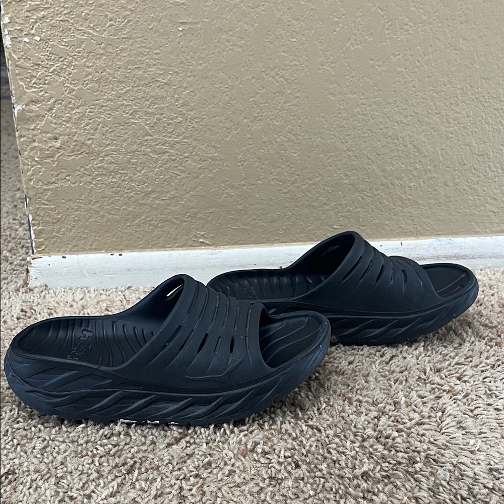 HOKA Slides